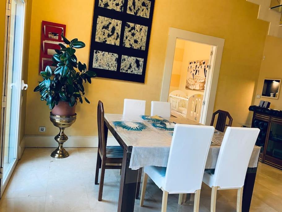 Madrid City Modern Apartment In Villa, Free Wifi 阿罗约莫利诺斯 外观 照片
